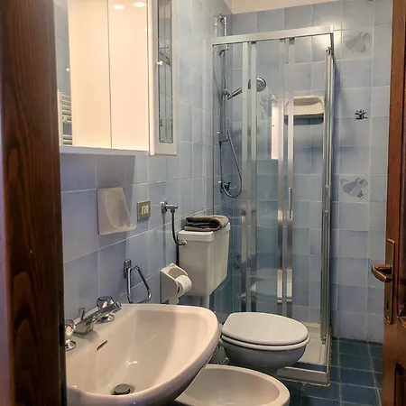 Vento Blu Daire Domaso