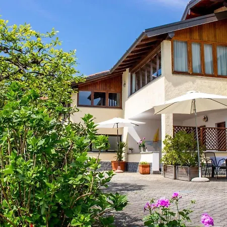 Vento Blu Daire Domaso